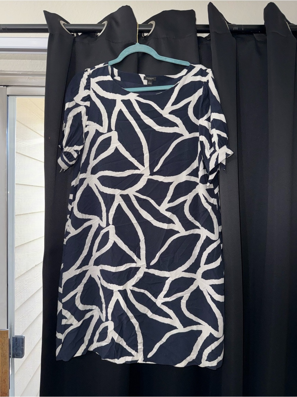 Ann Taylor Navy and White Leaf-Print Midi Dress